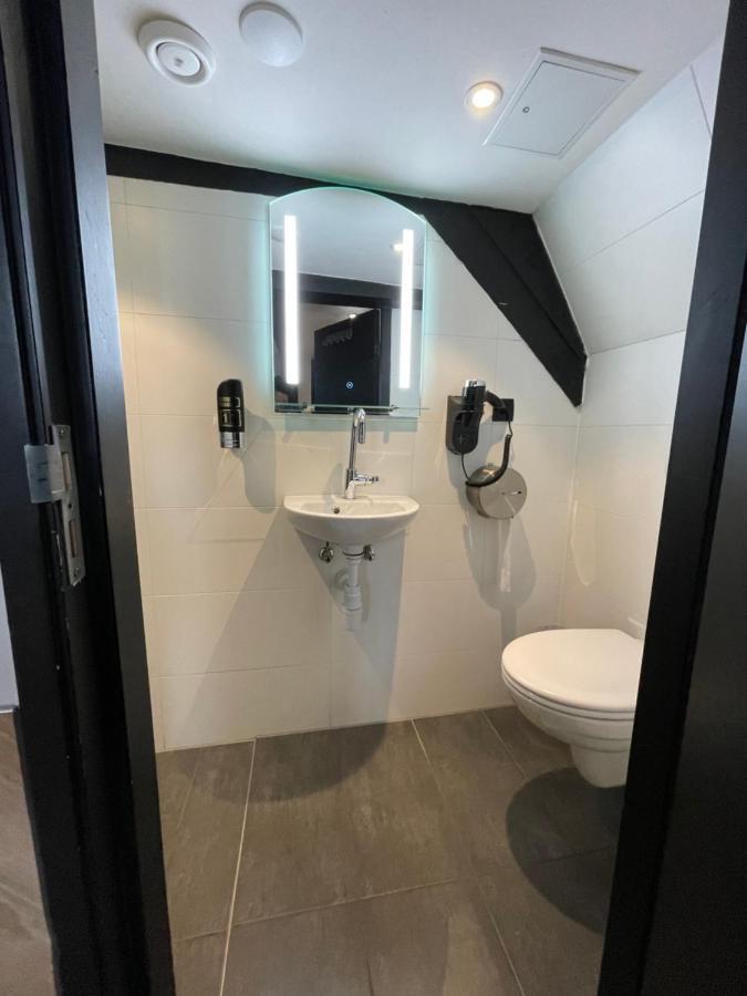 Camera Tripla Privata